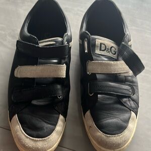 D&G men’s leather sneaker style size 12
